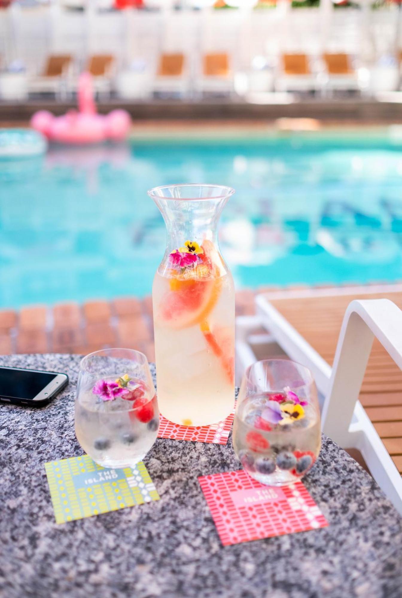 מלון The Island Gold Coast (Adults Only) מראה חיצוני תמונה